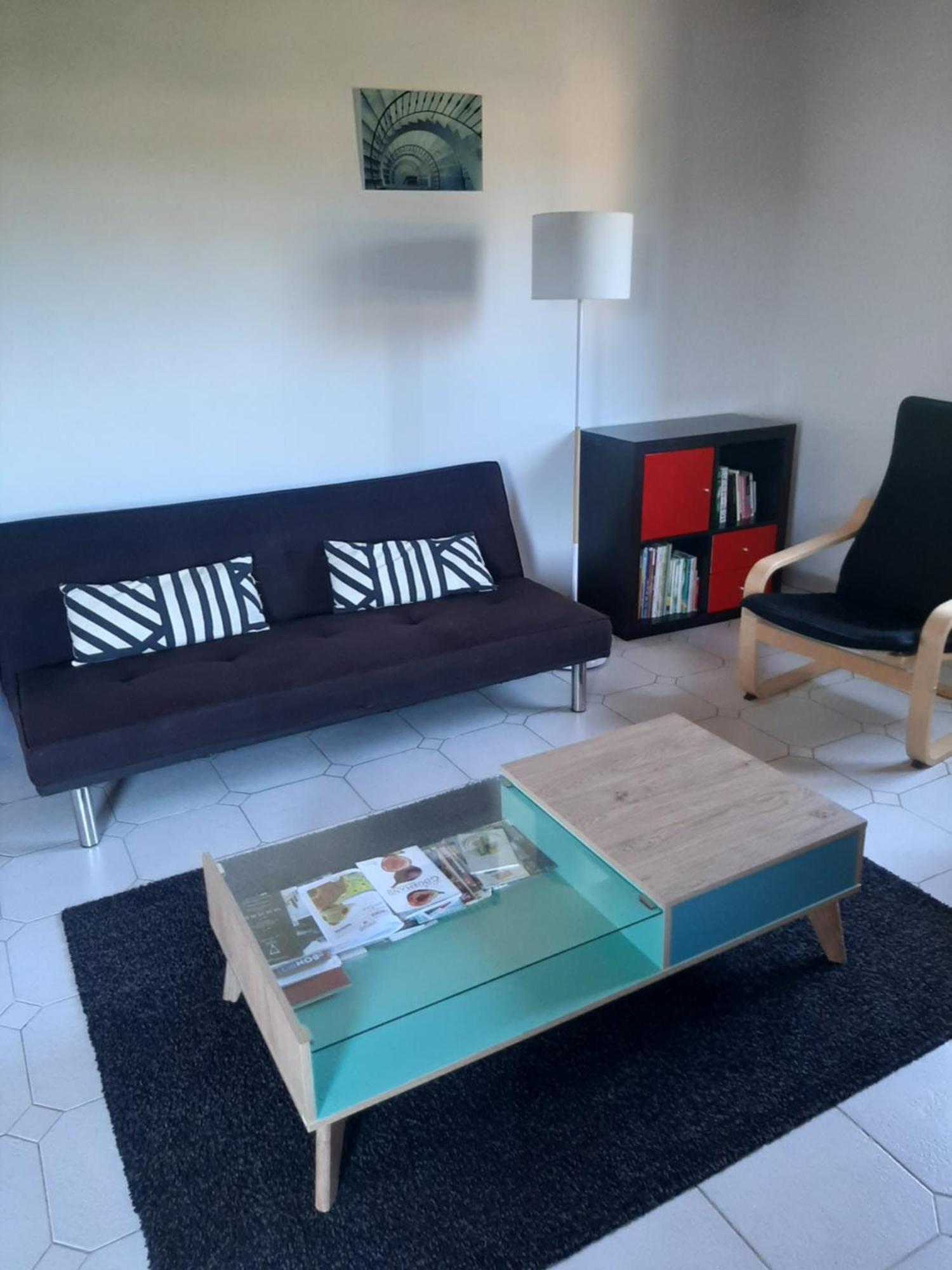 Appartement Avec Grand Jardin Et Parking, 위제 외부 사진