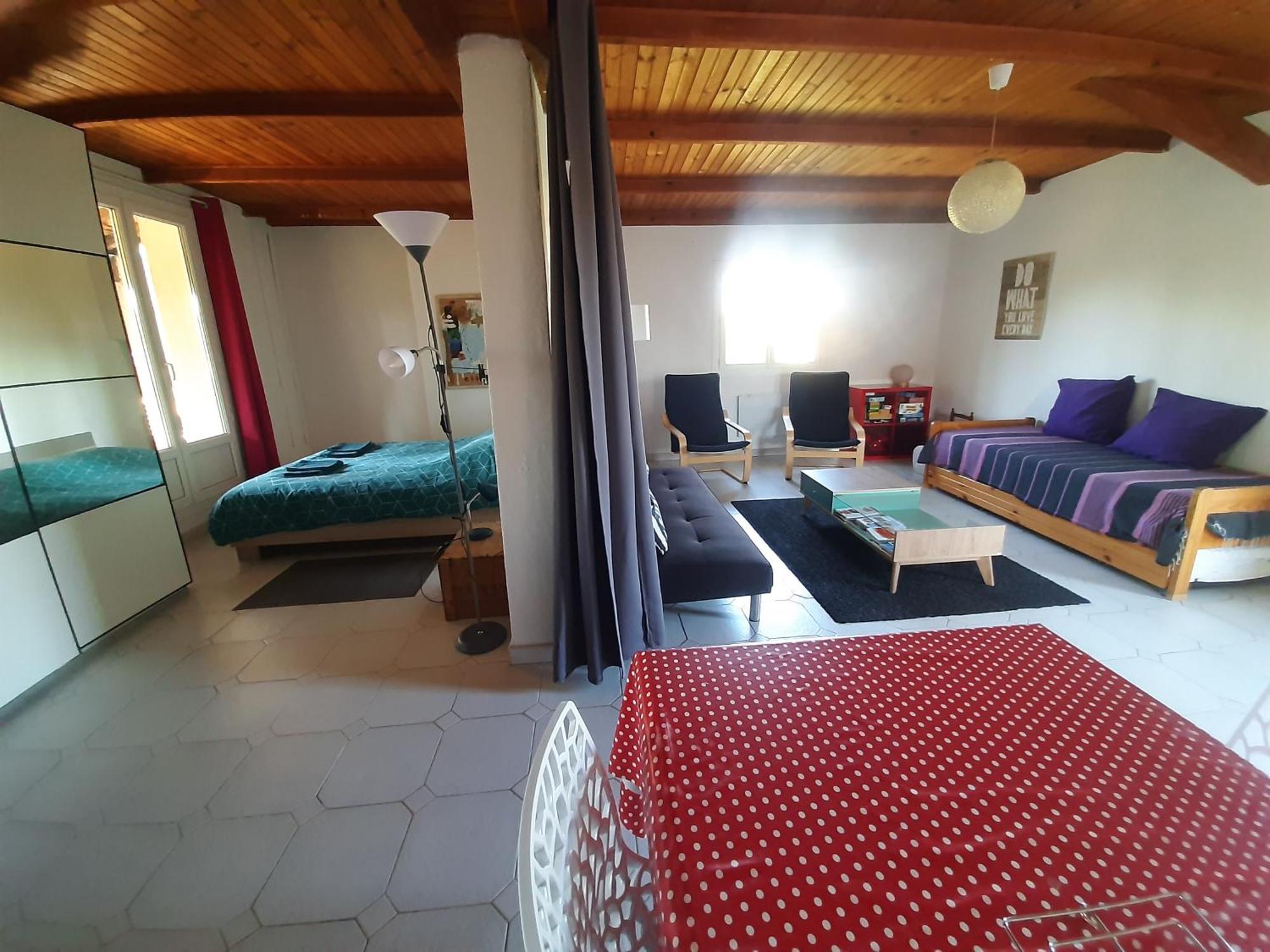 Appartement Avec Grand Jardin Et Parking, 위제 외부 사진